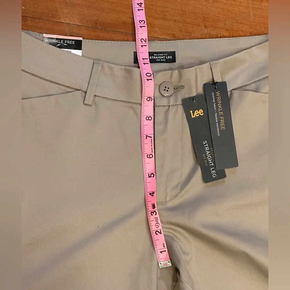 Lee straight leg beige khaki, tan, wrinkle free mid rise trousers NWT - Picture 6 of 8